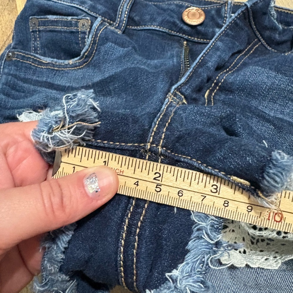 American Eagle Outfitters High Rise Distressed Denim Shorts - Picture 6 of 7